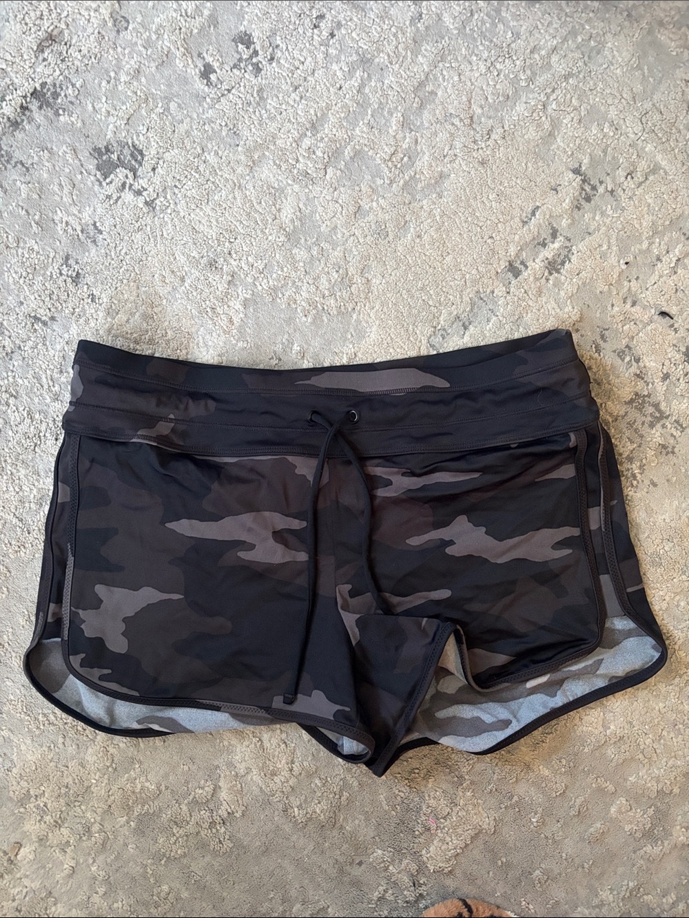 Athleta Black & Gray Camo Women's Athletic Shorts